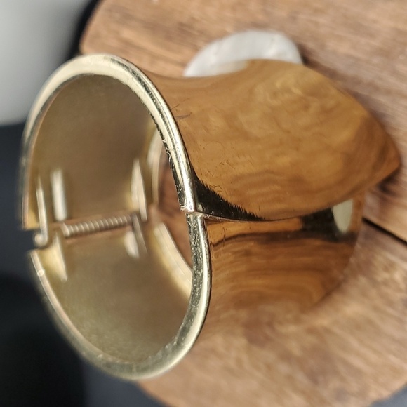 Overflow gladiator cuff wonder woman bling hinge bracelet - Picture 2 of 2